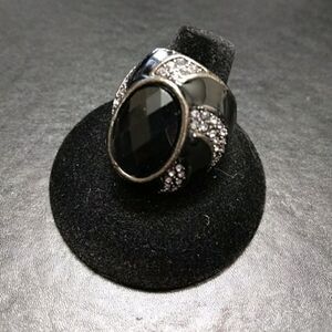 **Sale** Black and silver tone fashion ring size 7
